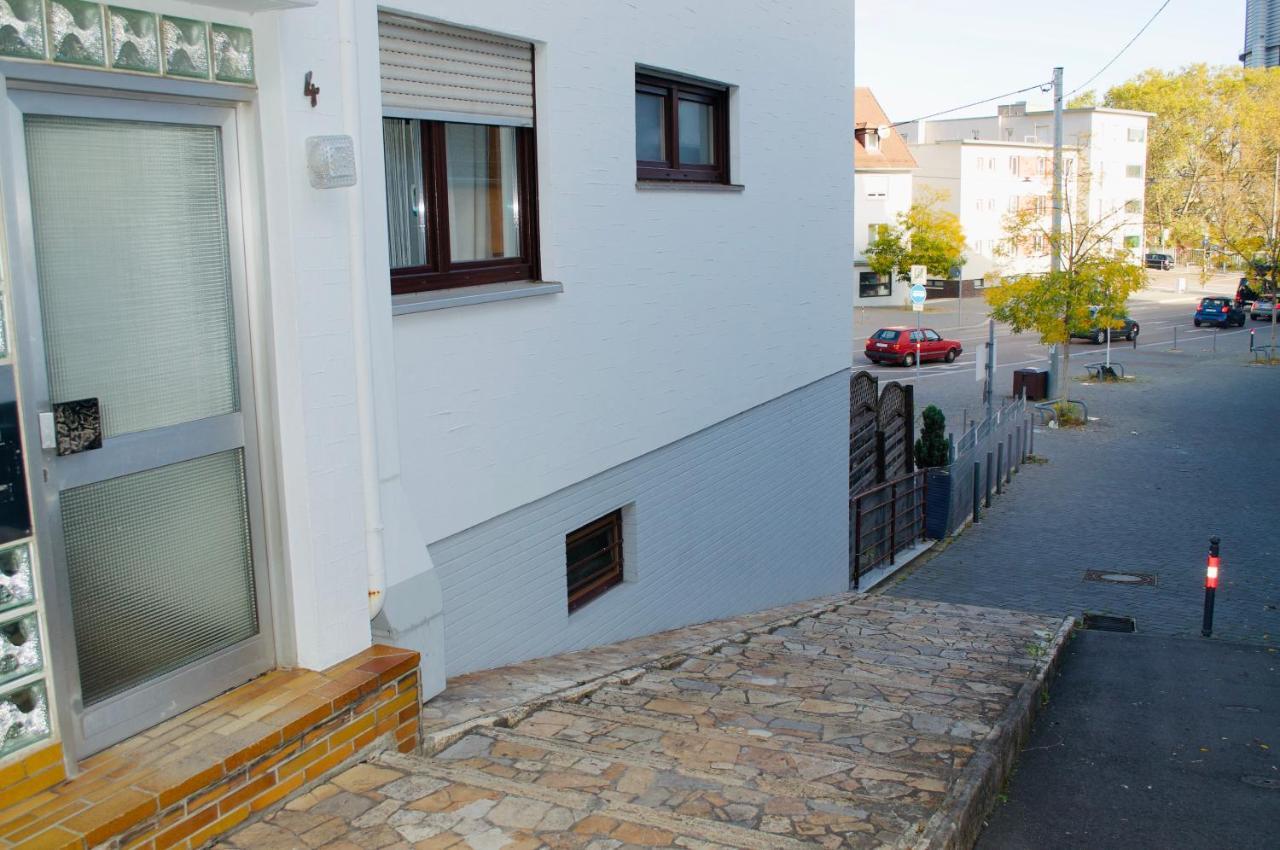 Hotel Discovery Stuttgart Exterior foto