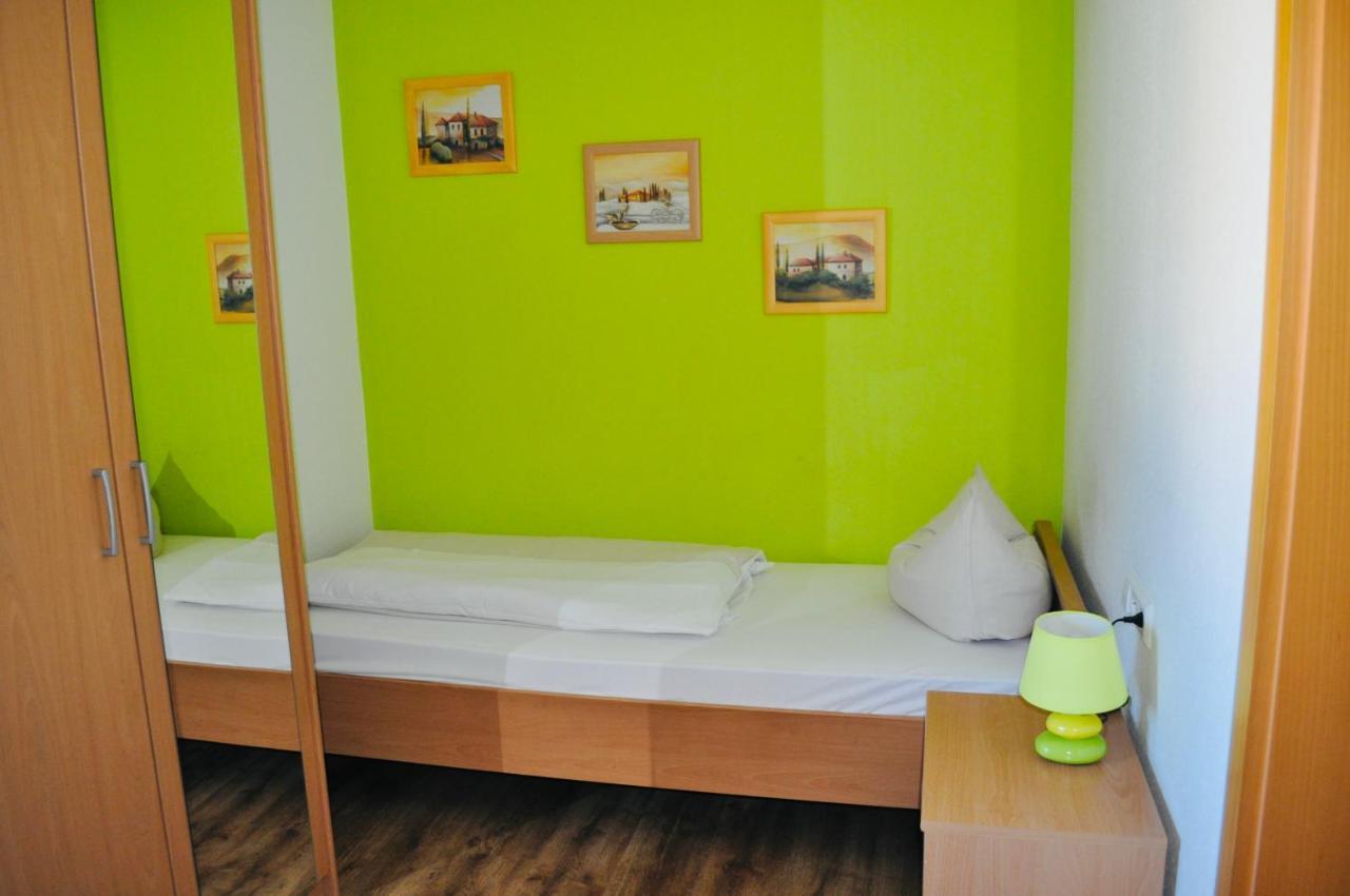 Hotel Discovery Stuttgart Exterior foto